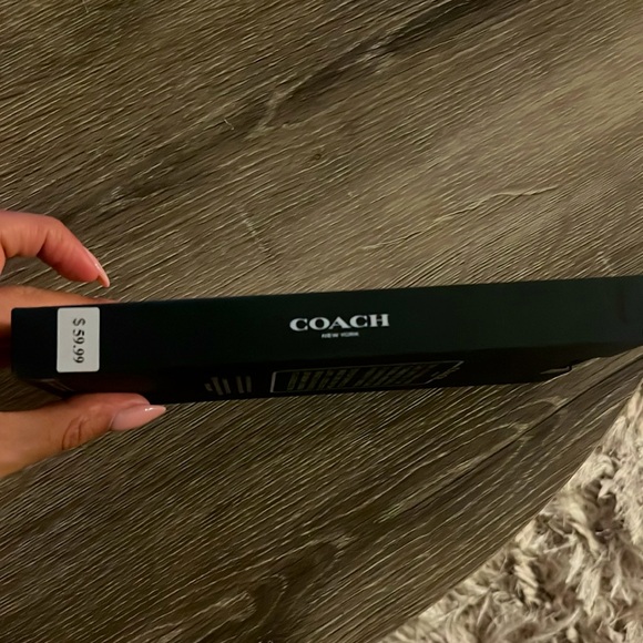 NEW COACH IPHONE CASE! - Picture 2 of 3